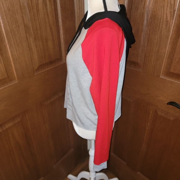 Long Sleeve Crop Hoodie - Picture 2 of 3